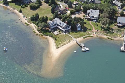 6 BR House For Rent in Vineyard Haven  #604